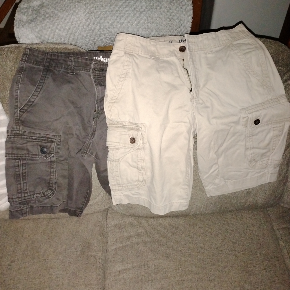Men's Gray and Cream Cargo Shorts
